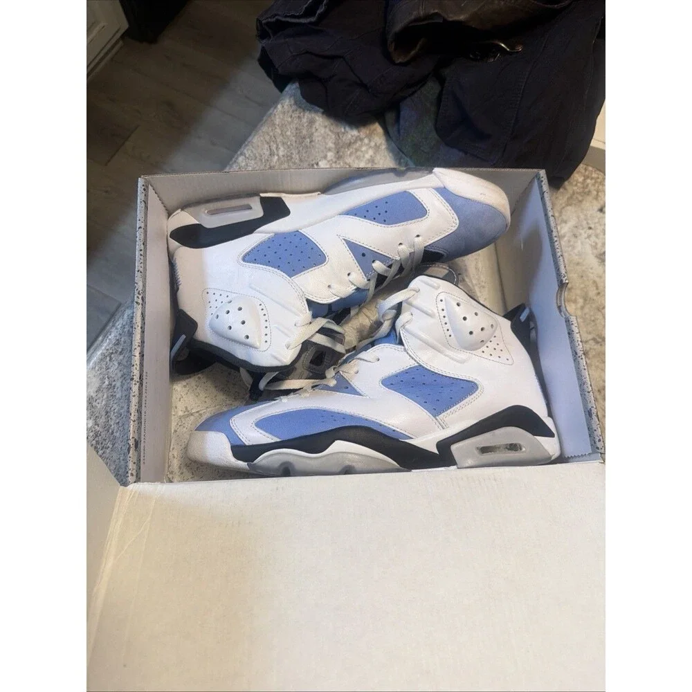 Air Jordan 6 Retro 